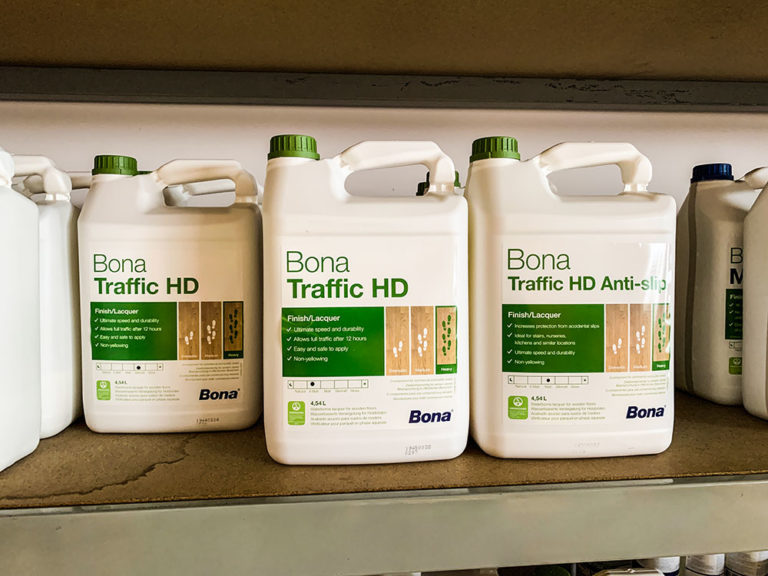 Floor sanding and polishing. Best water based polyurethane for floors.